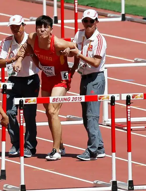 刘翔纪录差0.01秒!日本新秀惊人表现,110米栏再掀亚洲风云!
