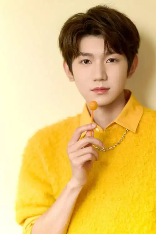 王源客厅狂欢巡演##王源城市捉迷藏