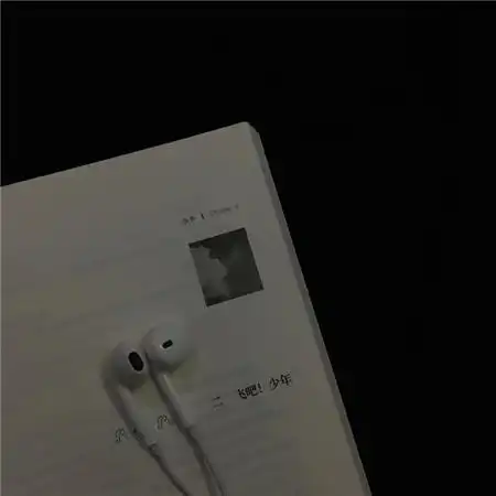 2023黑色高冷系有格调静谧背景图算一卦吧看是否命中注定