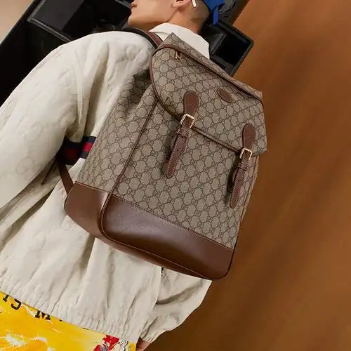 gucci古驰男士帆布配皮互扣式双g双肩包背包中号69601397s9g