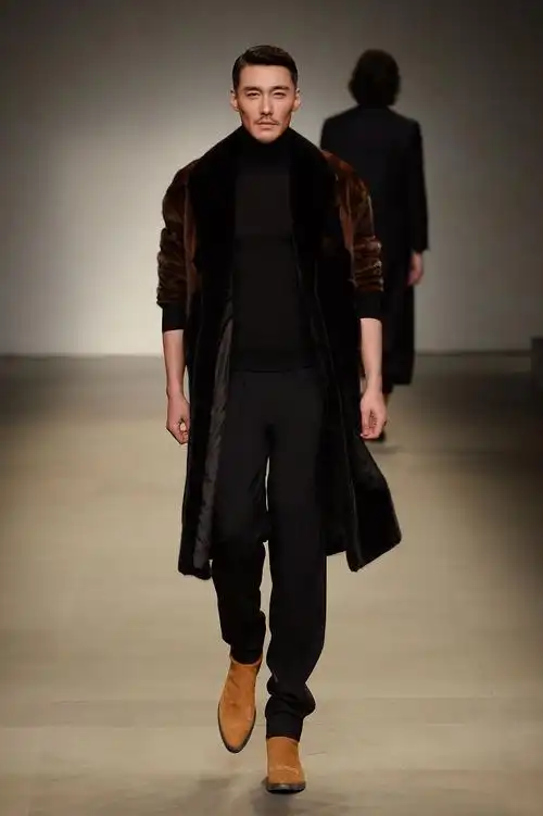 胡东个人资料简介(胡兵) - 散下步