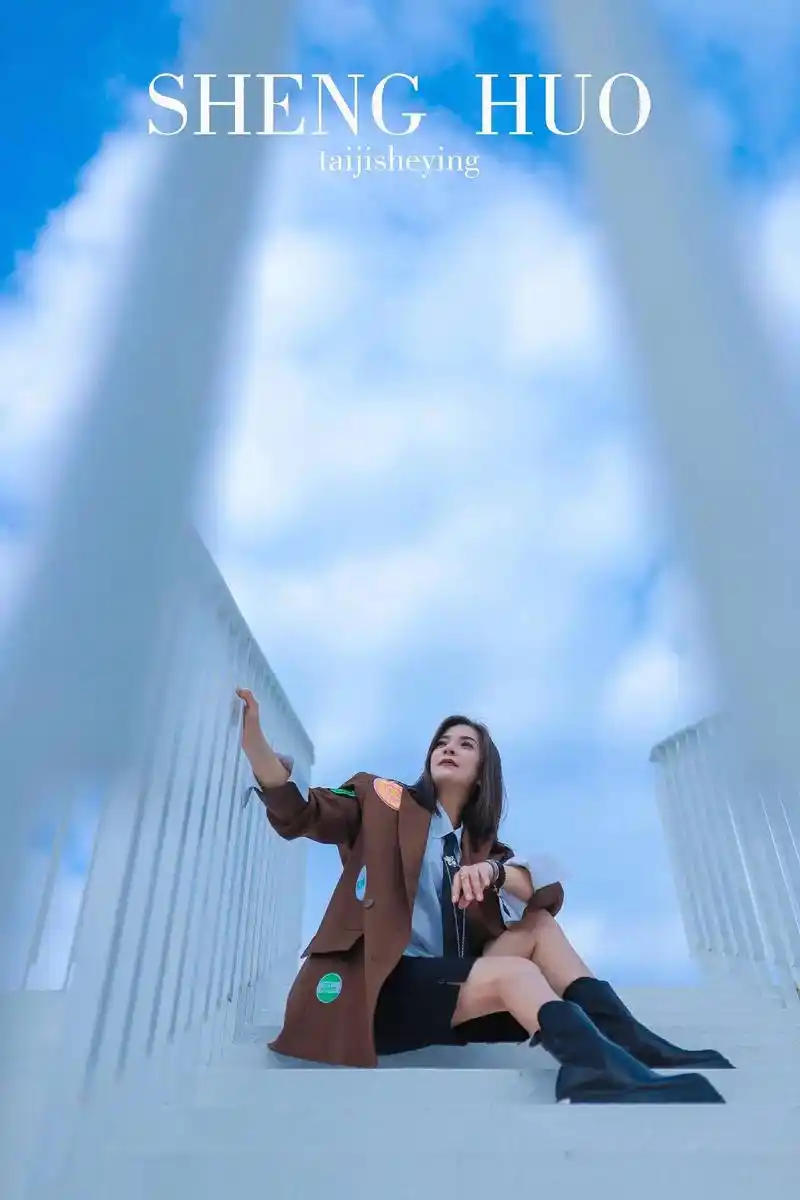 城市岛屿 #人像摄影  - 抖音