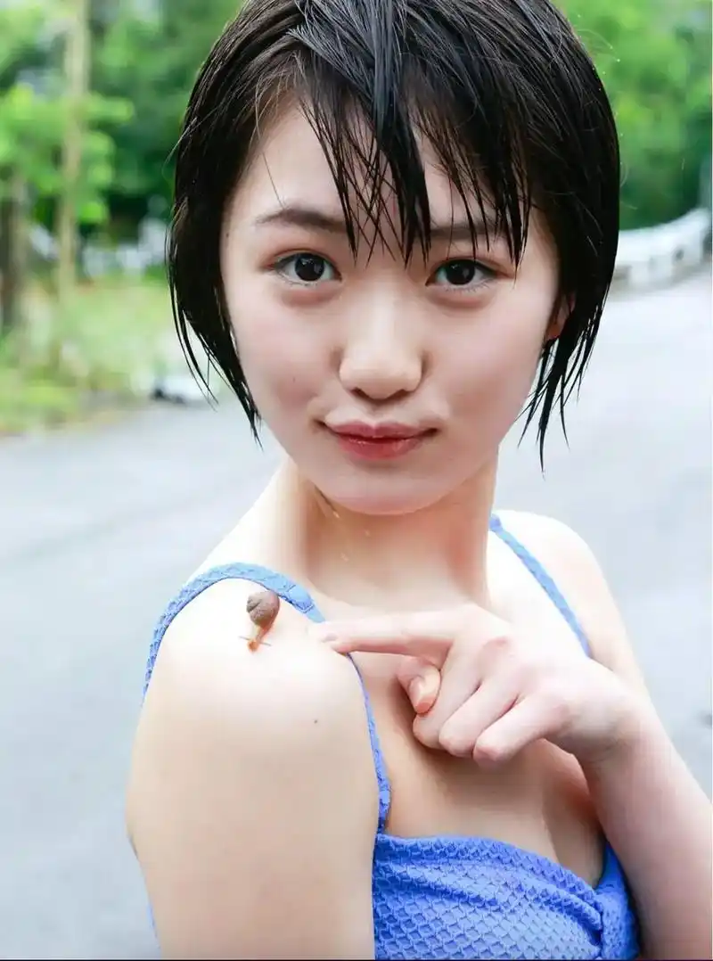 日本少女偶像工藤遥清新写真 短发造型清纯.