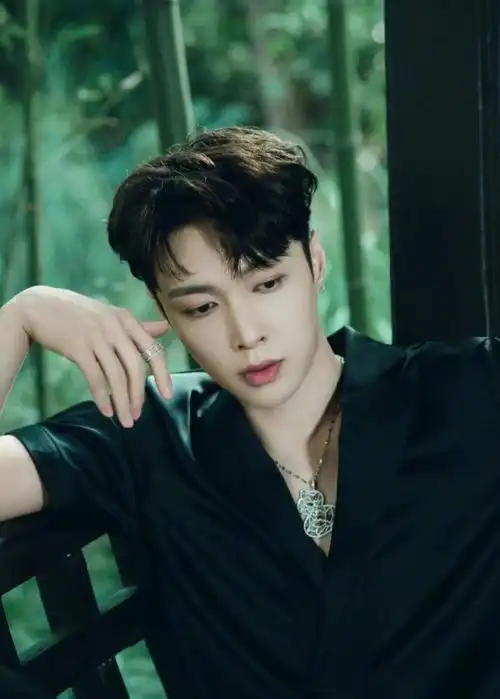 张艺兴将在韩国打歌