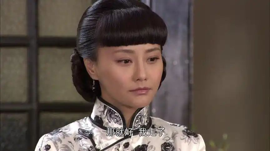 娘心:彩霞主动让出一半财产,不知后妈拿到钱,就想着对付她爹