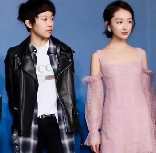 周迅,窦靖童和周冬雨三人之间的关系更是错综复杂,引发了无数粉丝的