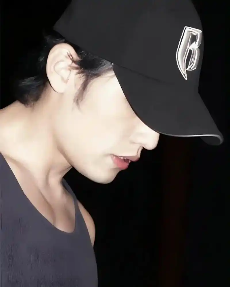 侧颜暴击#周杰伦 - 抖音