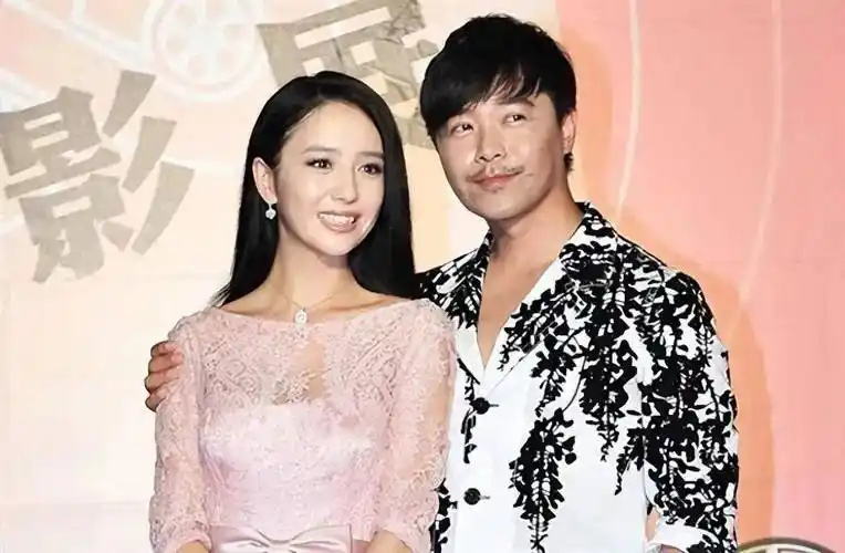 陈思诚佟丽娅三亚过年 时刻充满新鲜感 离婚不分家_人们_感情_婚姻