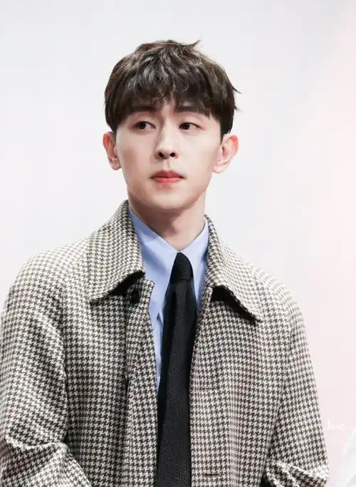 邓伦##邓伦博雅#没有新图,只有新修图2020年12月20日晴雅集上海卵演