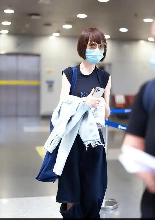 排骨胸蚂蚁腰竹竿腿娱乐圈的病态审美该停止了