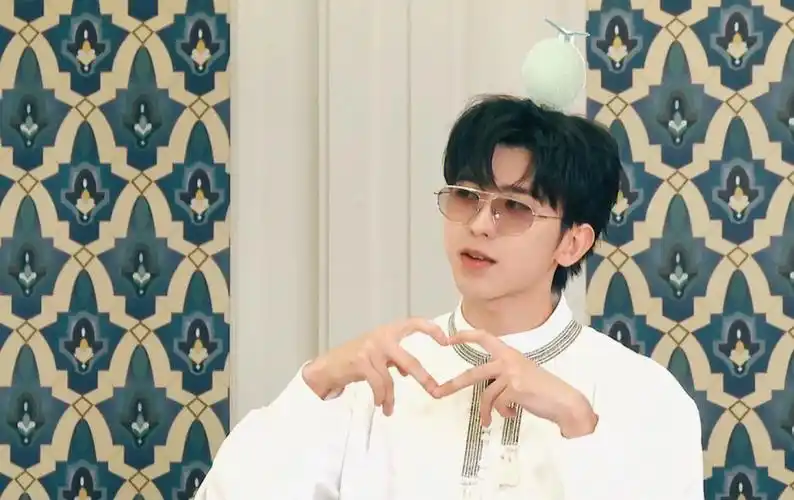 蔡徐坤  #蔡徐坤ikun  #晚安  #晚安明天见  #蔡徐坤奔跑吧  #心动