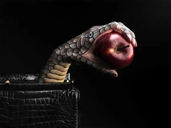 15幅惊人的创意ps照片