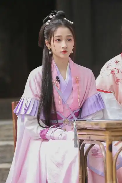 关晓彤《王牌对王牌》汉服造型也太好看了吧……|关晓彤|王牌对王牌