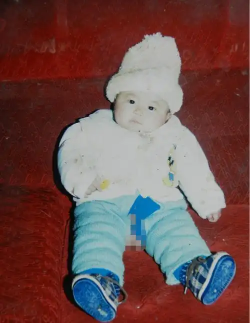 孩子小时候照片