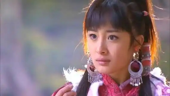 杨幂从小到大旧照合辑!