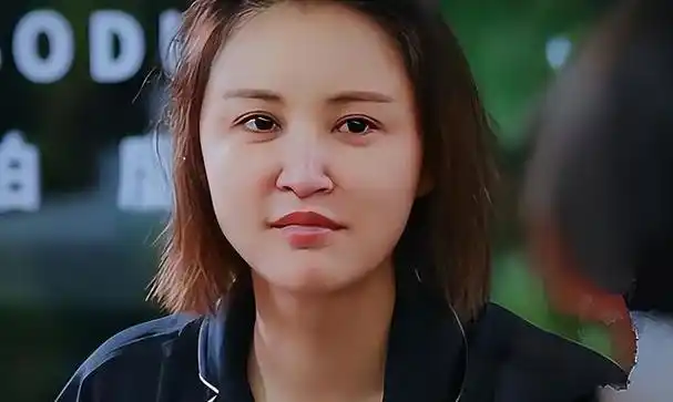 张歆艺:离异后嫁前夫兄弟,前夫说我恶心,现任把我当成宝