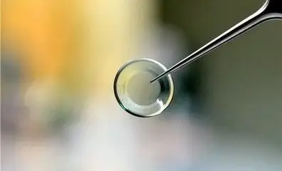 疫情期间青少年近视发生率出现大幅增加,角膜塑形镜助力近视矫正