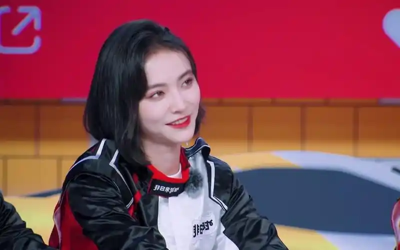 许佳琪非日常派对第10期cut高能赛车手来袭许佳琪展现惊人车技