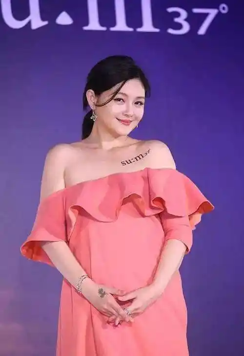 分析大s的八字 比劫扛官杀的人生需靠自己大运:丙申 乙未 甲午 癸巳