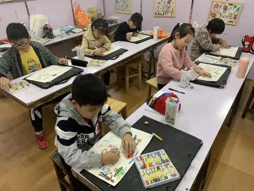刘袁书画培训学校绘画班小班第七课