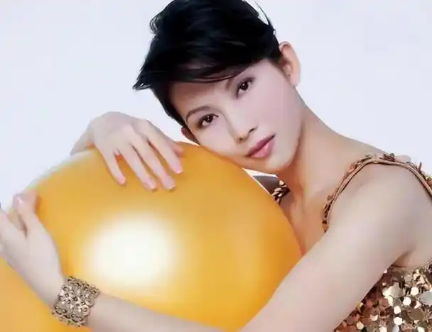 回顾蔡少芬如果我有事支持丈夫再娶只要女方对女儿好