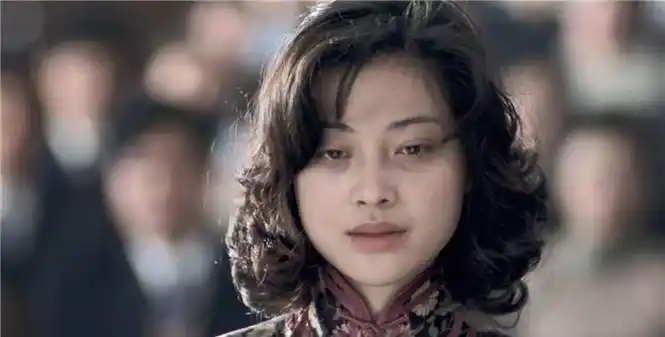 回顾梅婷拒绝名导演为前夫花400万二婚嫁摄影师幸福圆满凭啥