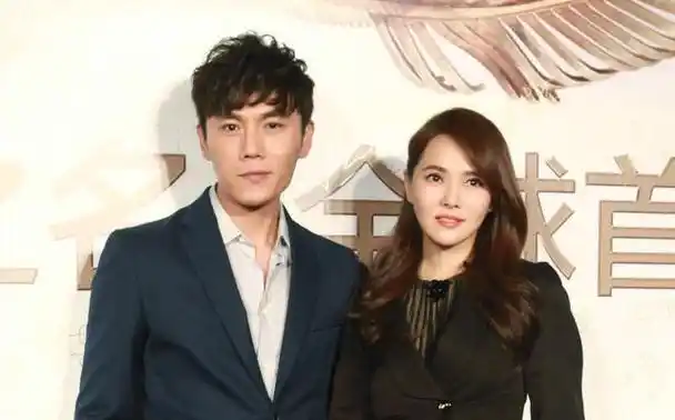 事实证明,嫁了大自己十岁伊能静的秦昊,早已走上了另一条道路!