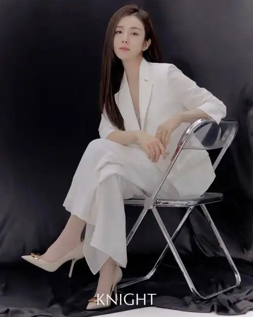 电视剧 #好好说话# 完美收官知名演员@王晓晨饰演新晋女律师廖望她身