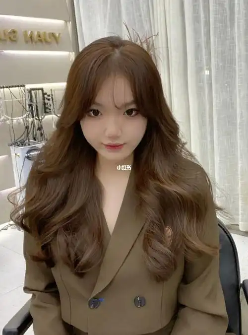 款适合秋季的发色蜜茶棕发色推荐 秋季发色推荐蜜