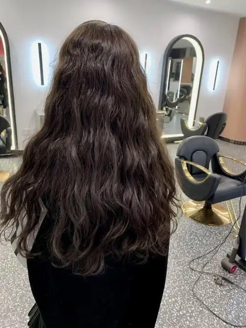 没想到长发女生烫法式卷这么好看太成功了_发型造型_宝妈时尚生活网