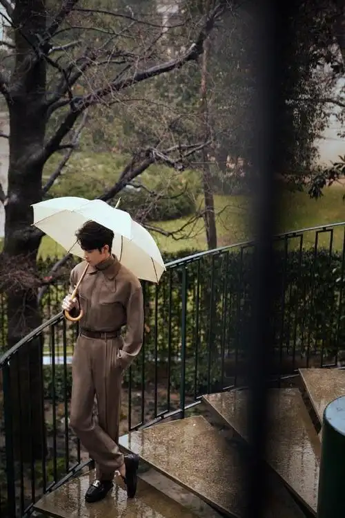 肖战老钱风造型##肖战看秀look