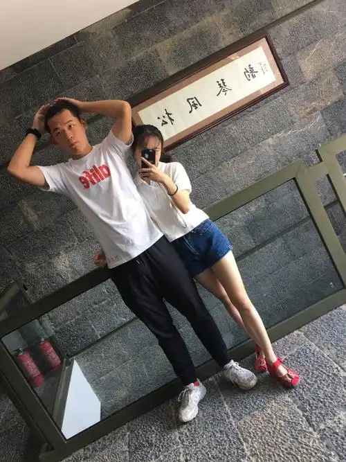 相距1000公里2岁姐弟恋20厘米身高差他们告诉我喜欢你就没什么不可以