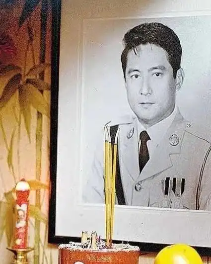 三十年前去世的蓝刚,才是唯一可以和吕乐平起平坐的探长