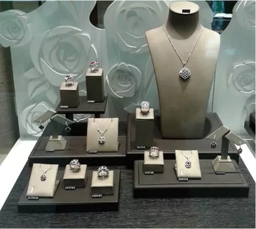 珠宝陈列有哪些摆放技巧,教你全面的珠宝陈列摆放