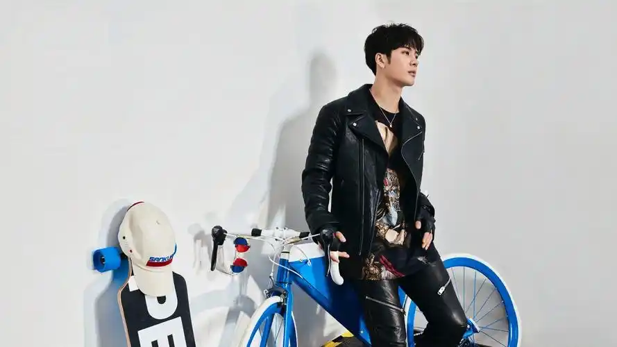 王嘉尔帅气时尚写真大片高清图片壁纸