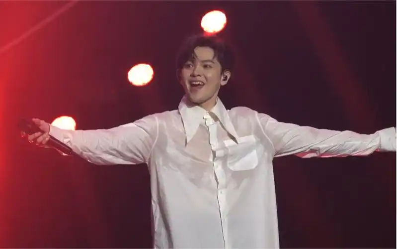 尤长靖演唱会巡演广州站—《maybe someday》