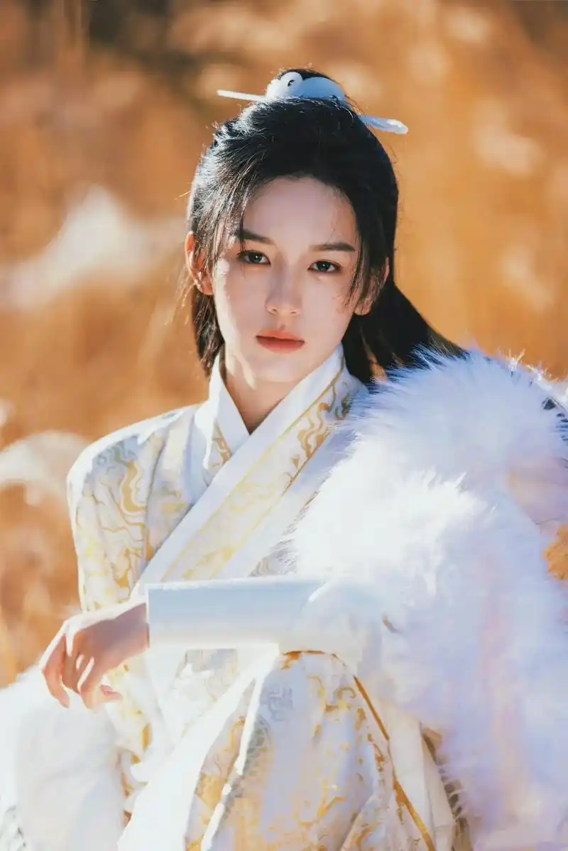 陌上人如玉 公子世无双#周也 #古风 #女扮男装古装 #一眼 - 抖音