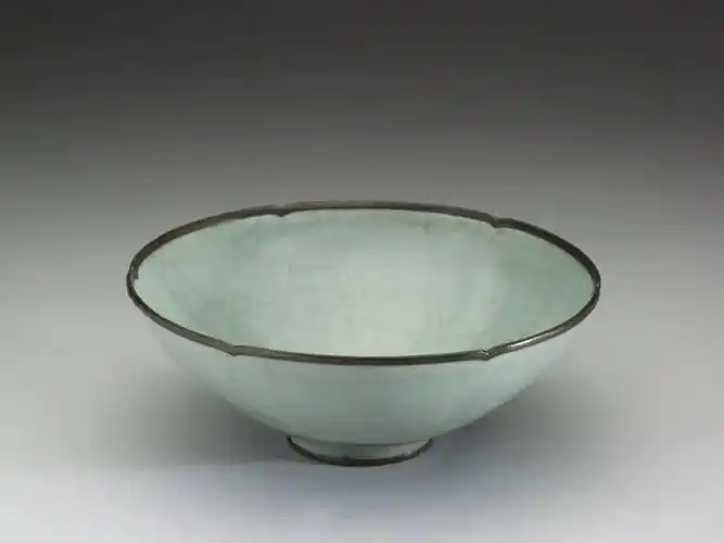 北宋官窑在龙泉又现新证