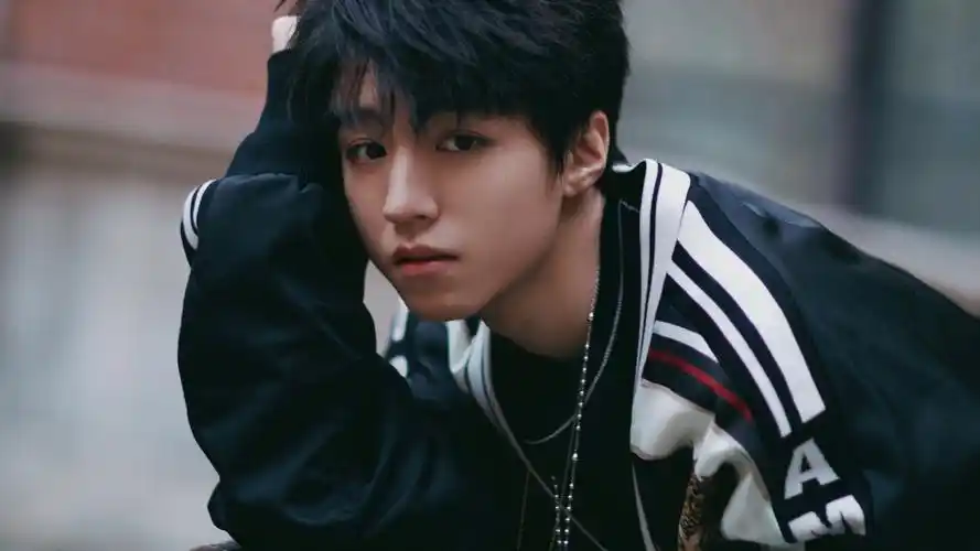 王俊凯4k壁纸高清图壁纸