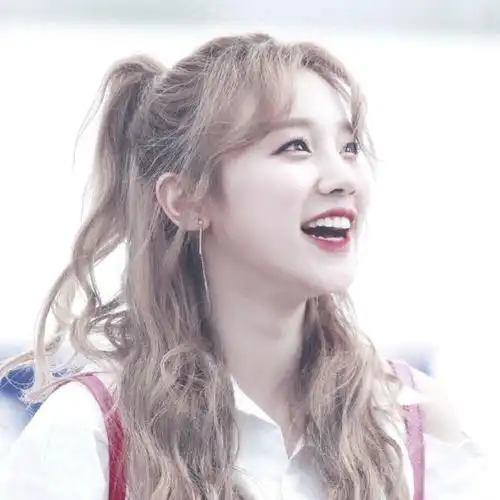 宋雨琦滤镜头像