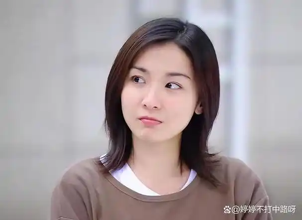 她是隐藏在台湾省狗血乡土剧中的绝世美女 长相貌美被人扇成脑震荡