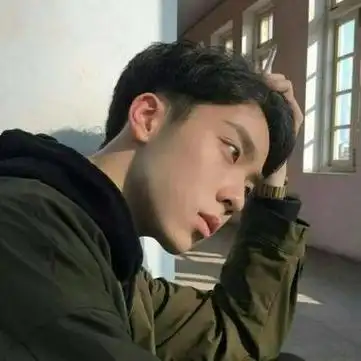 精致唯美帅气男生头像五官分明