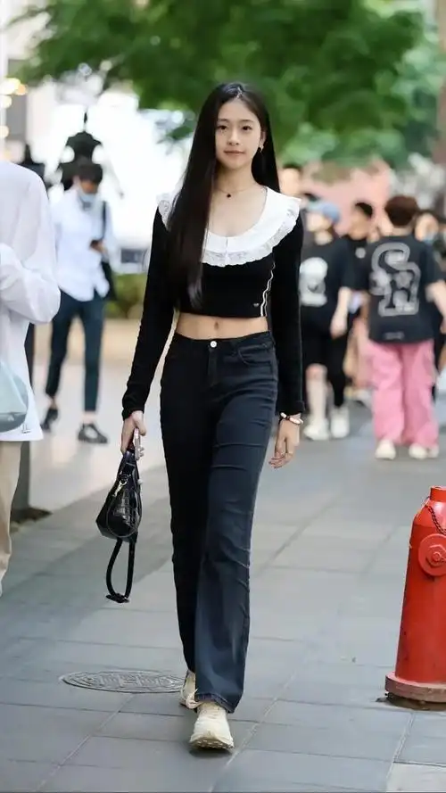 上海街拍,小姐姐们都好会搭啊,有你喜欢的吗?