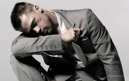 帅气魅力男星布拉德皮特高清写真桌面壁纸高清大图预览1920x1200_欧美