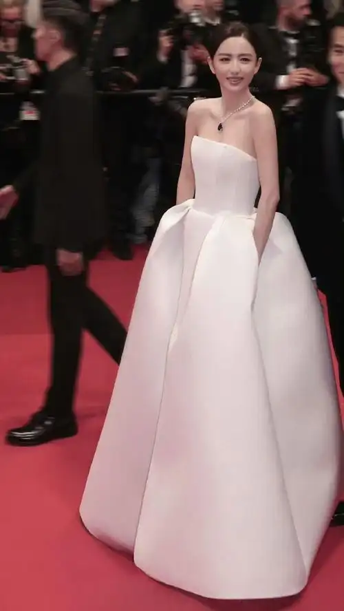 戛纳红毯##戛纳明星造型