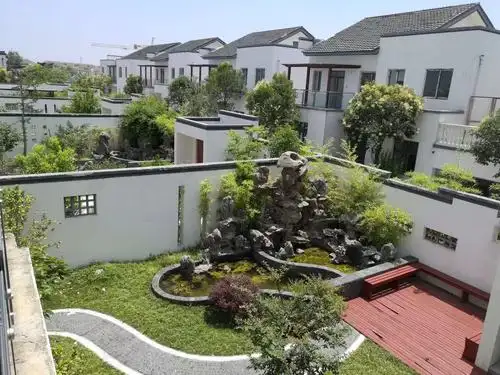 >> 出售信息  盐城城东 168万元 280㎡ 世外江南工程款的联排别墅280