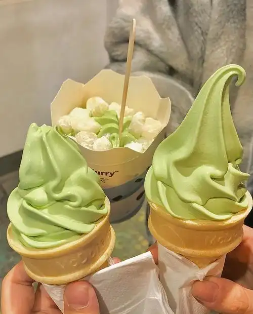 抹茶冰淇淋 #麦旋风 90打卡抹茶味的太奈斯了!