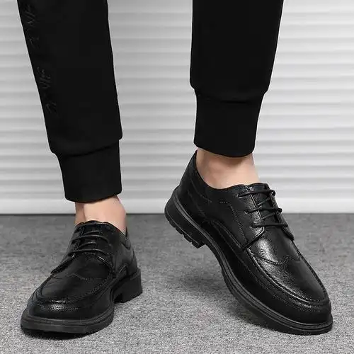 休闲皮鞋男商务正装小黑色新郎结婚鞋青年伴郎英伦风西装金猴夏季