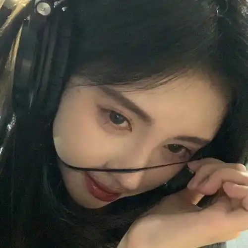 关于鞠婧祎的头像    #女生头像