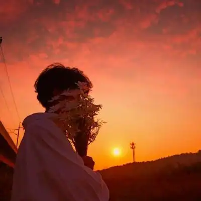 文艺唯美浪漫优质/我喜欢你的故事,更喜欢故事里的你_男生头像_我要